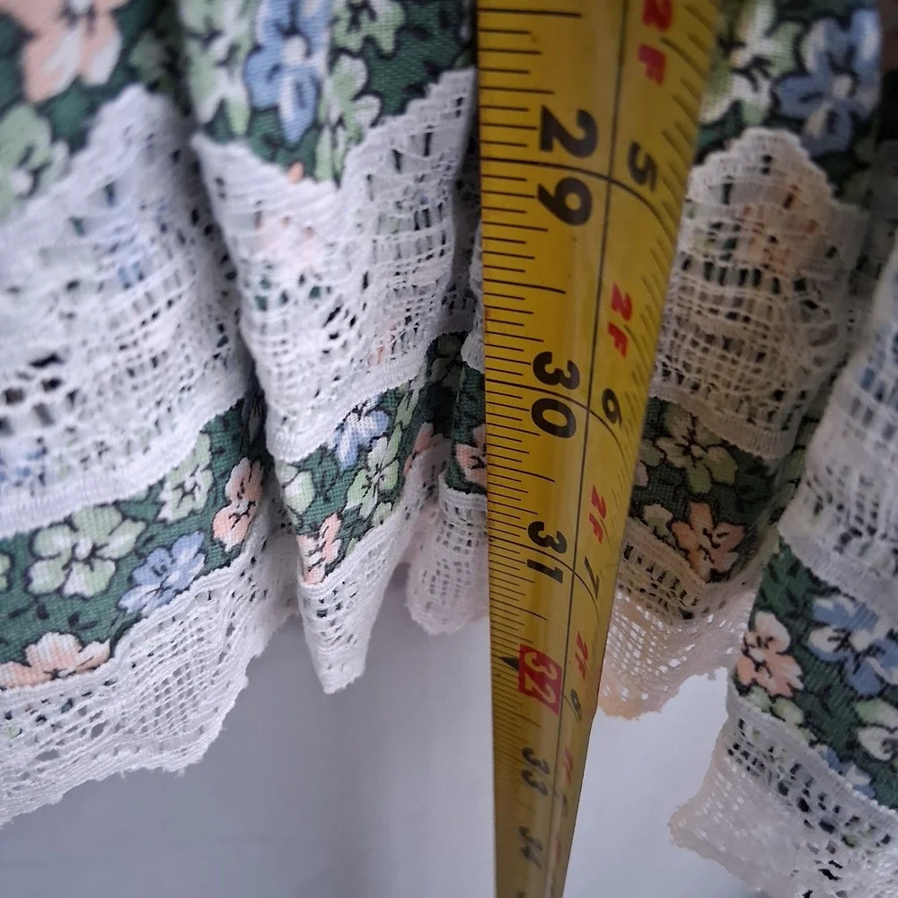 Vintage 90s Kitchen Curtains 4 Panels Cream Floral Ruffle Lace Trim 32in L
